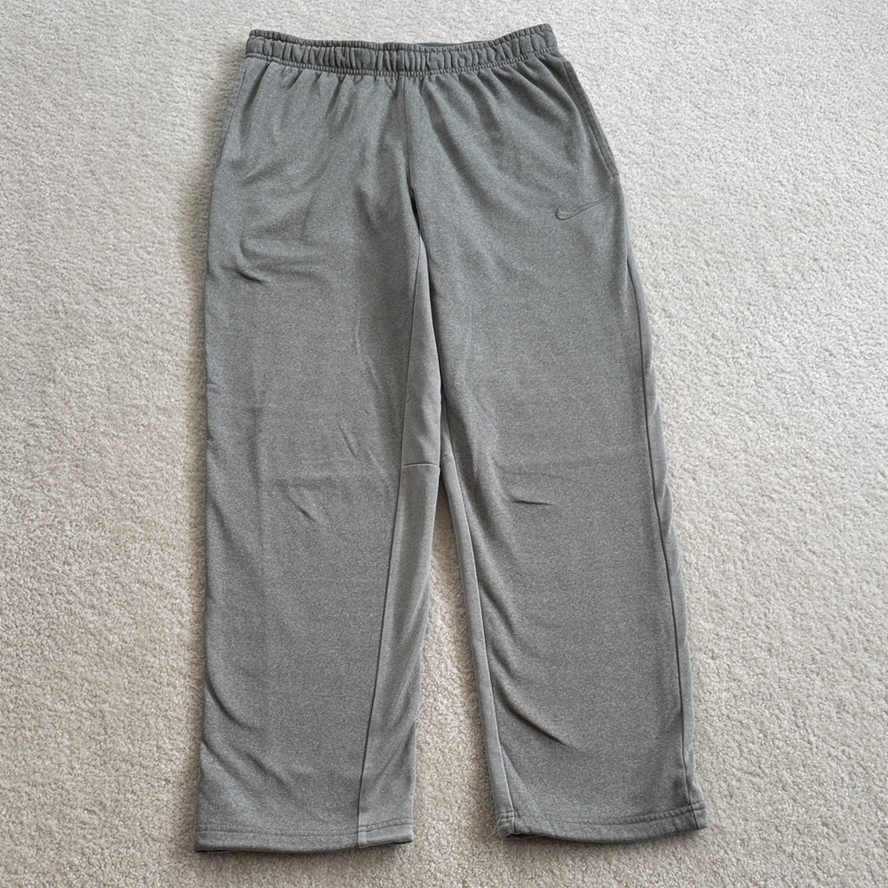Nike Men's Heather Gray Therma-Fit Sweatpants